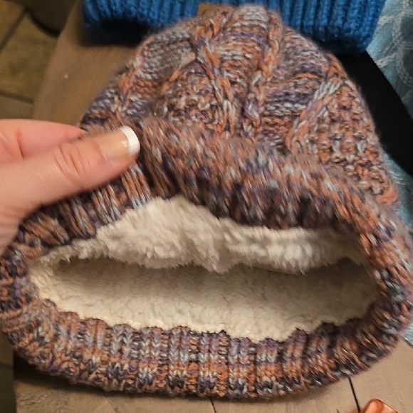 Womans Winter LOT Size (Med-Large) All Included! - Picture 8 of 10